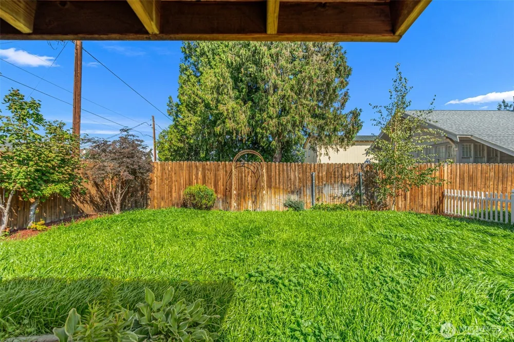 900 Okanogan Avenue Wenatchee, WA 98801