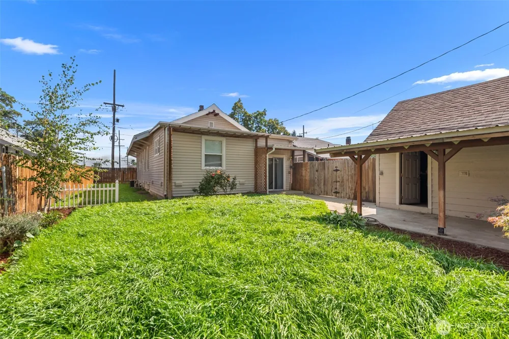 900 Okanogan Avenue Wenatchee, WA 98801