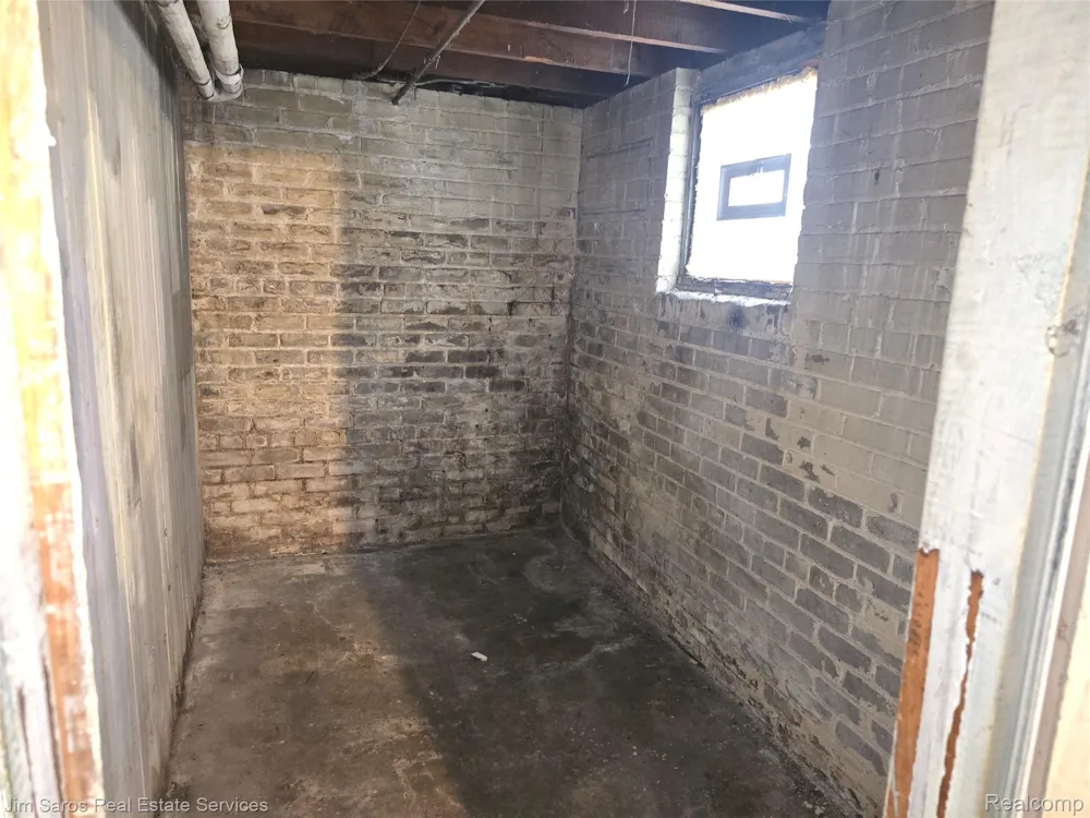 843 Beaconsfield Avenue Grosse Pointe Park City, MI 48230
