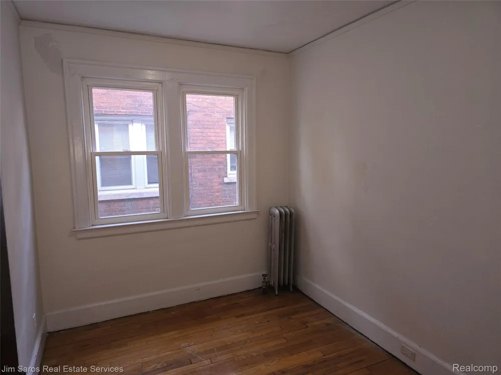 843 Beaconsfield Avenue Grosse Pointe Park City, MI 48230