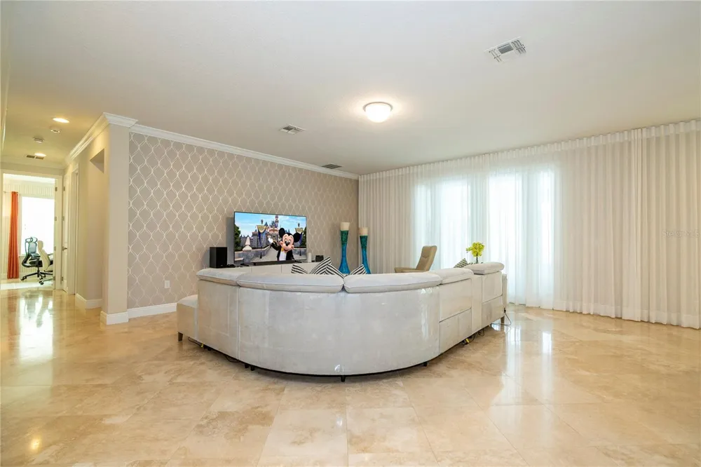 8457 MOREHOUSE DRIVE Orlando, FL 32836