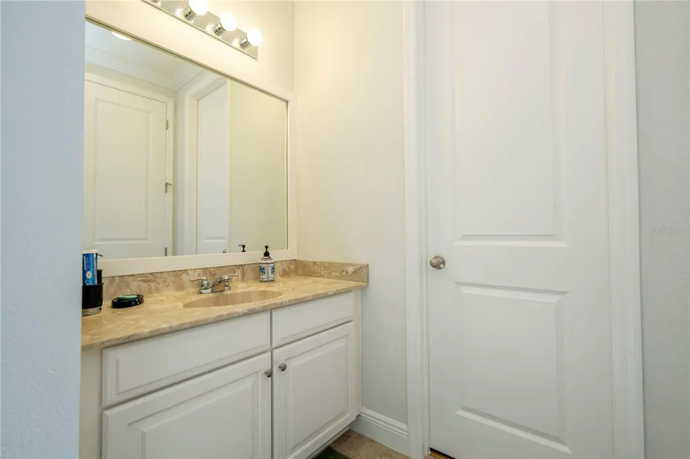 8457 MOREHOUSE DRIVE Orlando, FL 32836