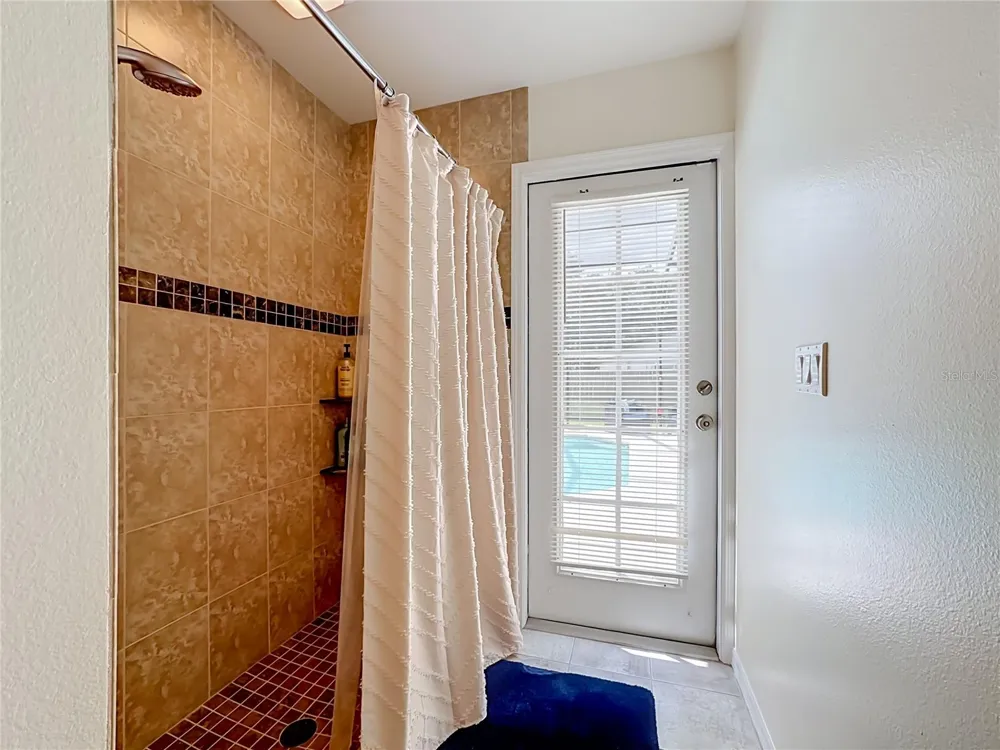 3907 ROLLING TERRACE LANE Valrico, FL 33596