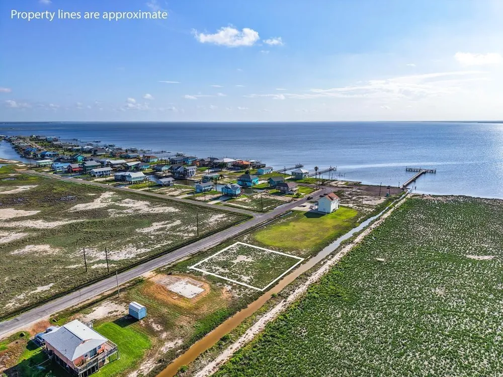 52 Northview Rockport, TX 78382