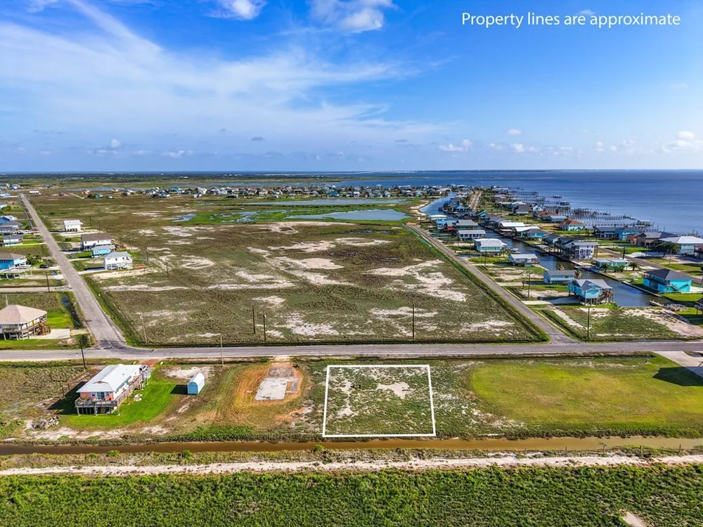52 Northview Rockport, TX 78382
