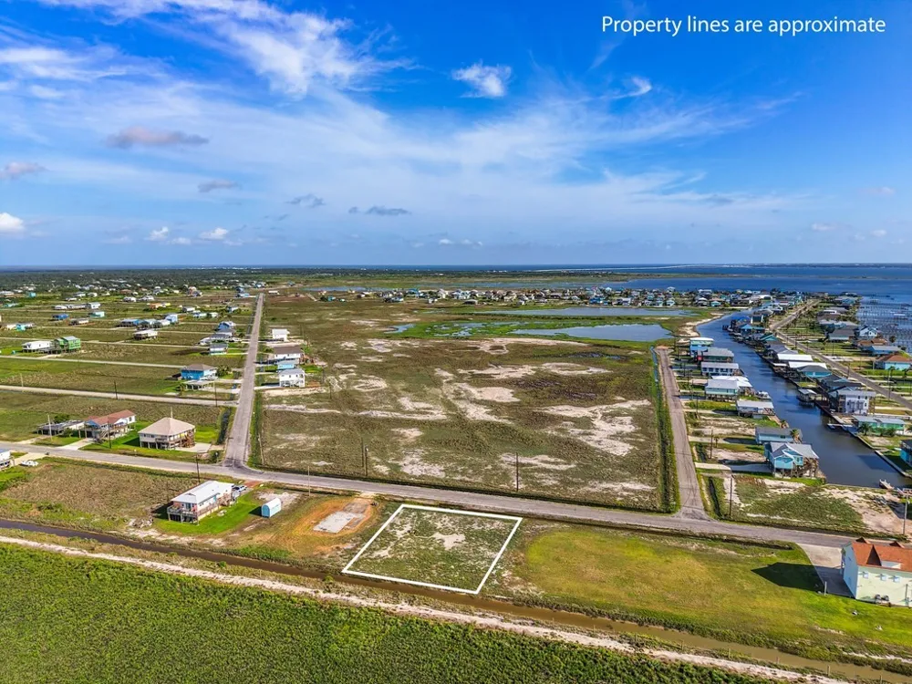 52 Northview Rockport, TX 78382