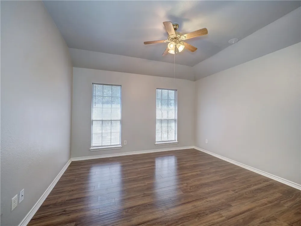7401 Lake Livingston Corpus Christi, TX 78413