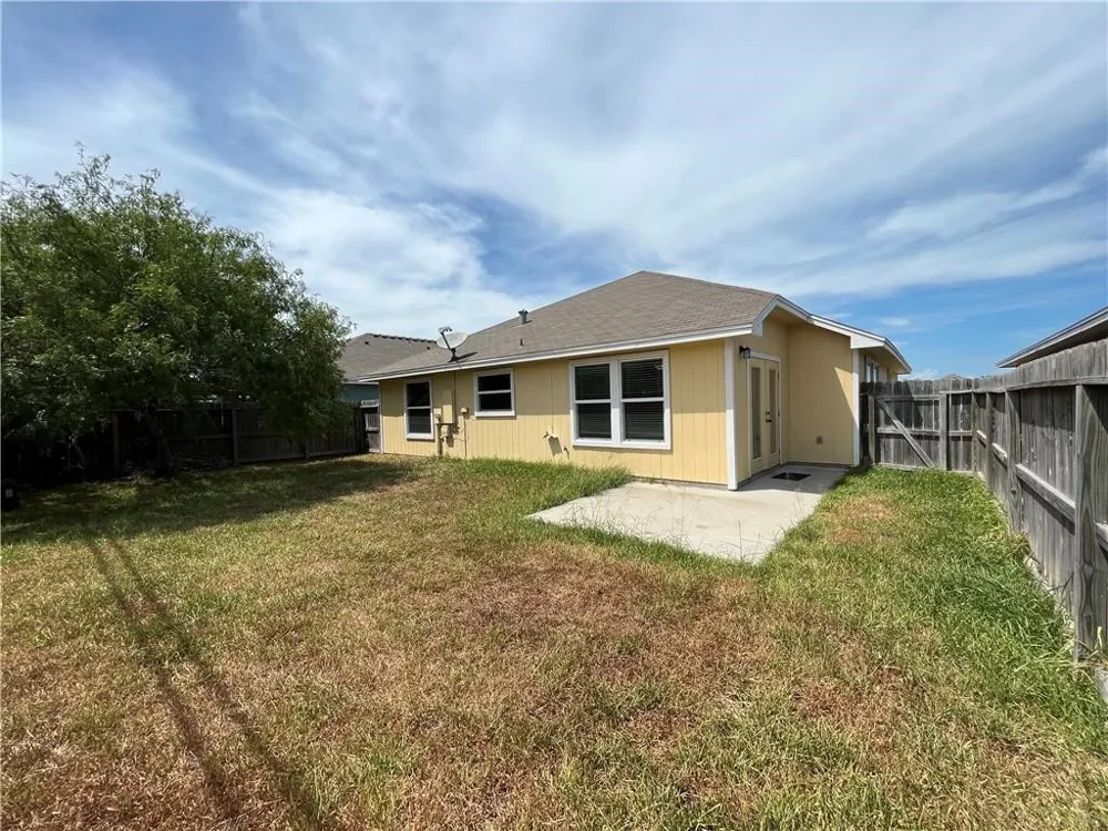 7305 Kolda Drive Corpus Christi, TX 78414