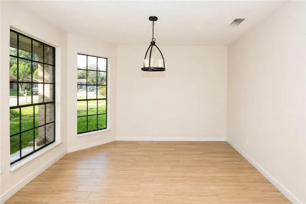 6941 Braesvalley Drive Corpus Christi, TX 78413