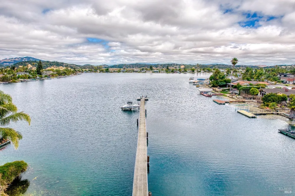 95 Caribe Isle Novato, CA 94949