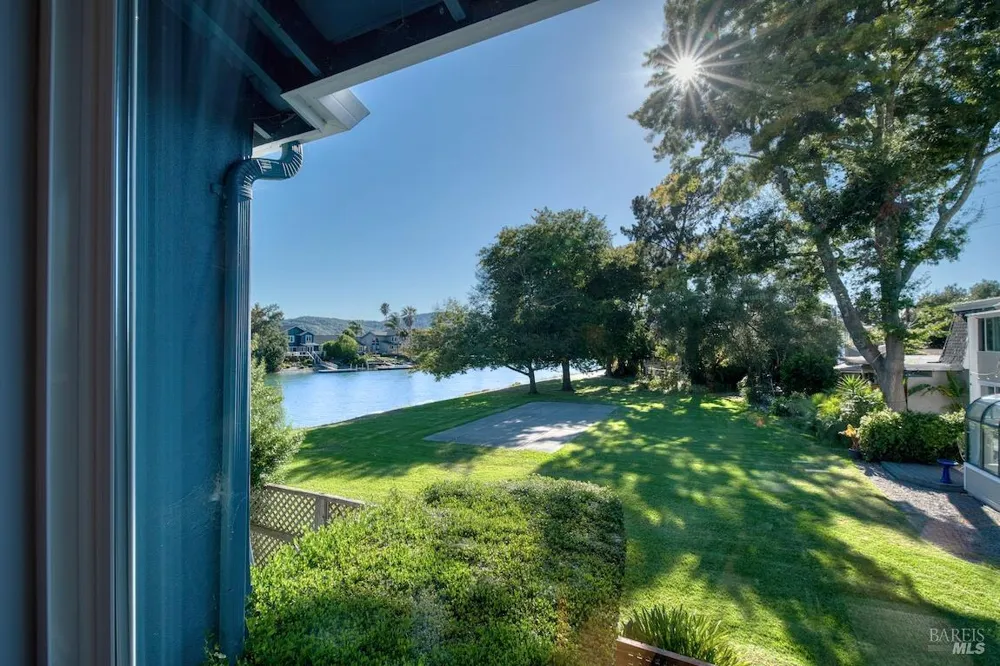 95 Caribe Isle Novato, CA 94949