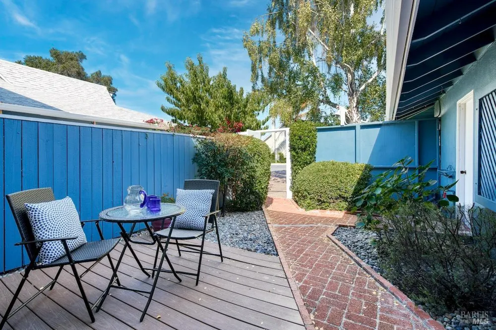 95 Caribe Isle Novato, CA 94949