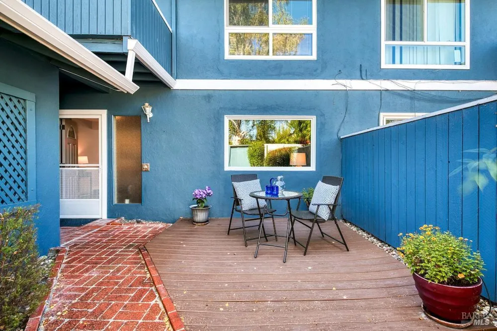 95 Caribe Isle Novato, CA 94949