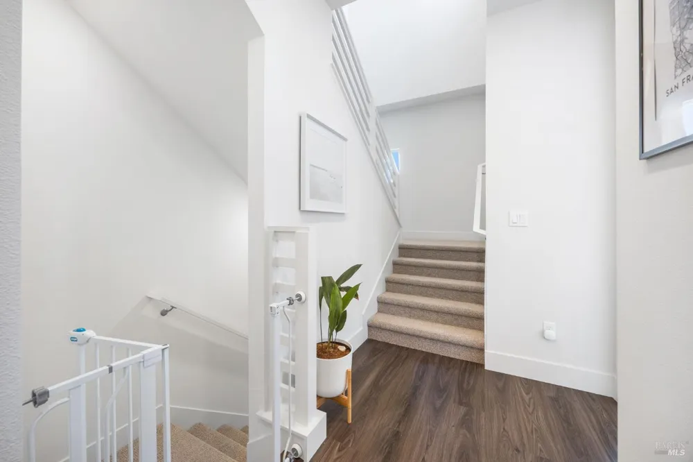 557 Valley Oaks Circle Novato, CA 94945