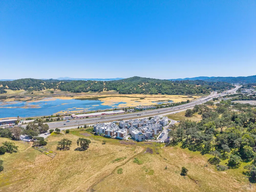 557 Valley Oaks Circle Novato, CA 94945