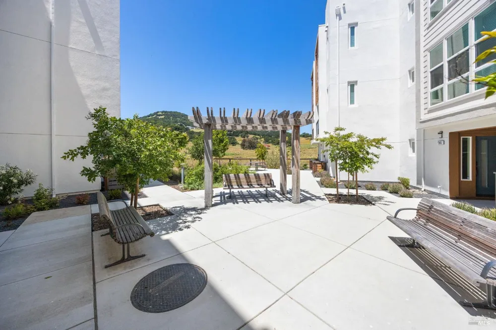 557 Valley Oaks Circle Novato, CA 94945