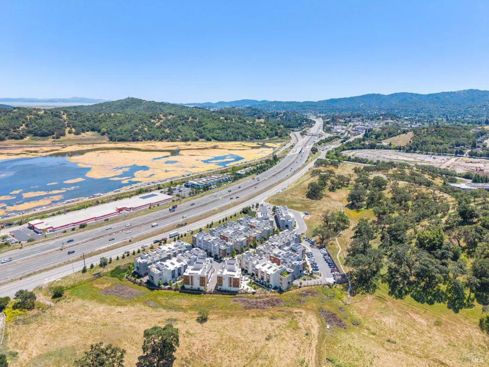557 Valley Oaks Circle Novato, CA 94945