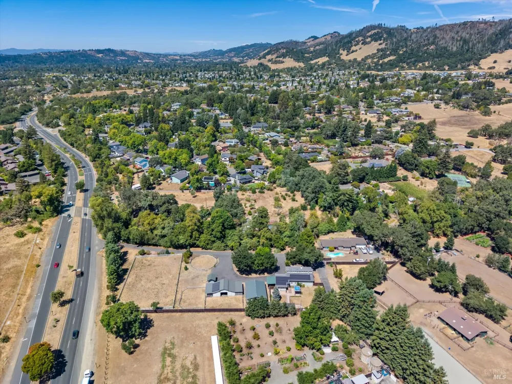 5833 Highway 12 Highway Santa Rosa, CA 95409