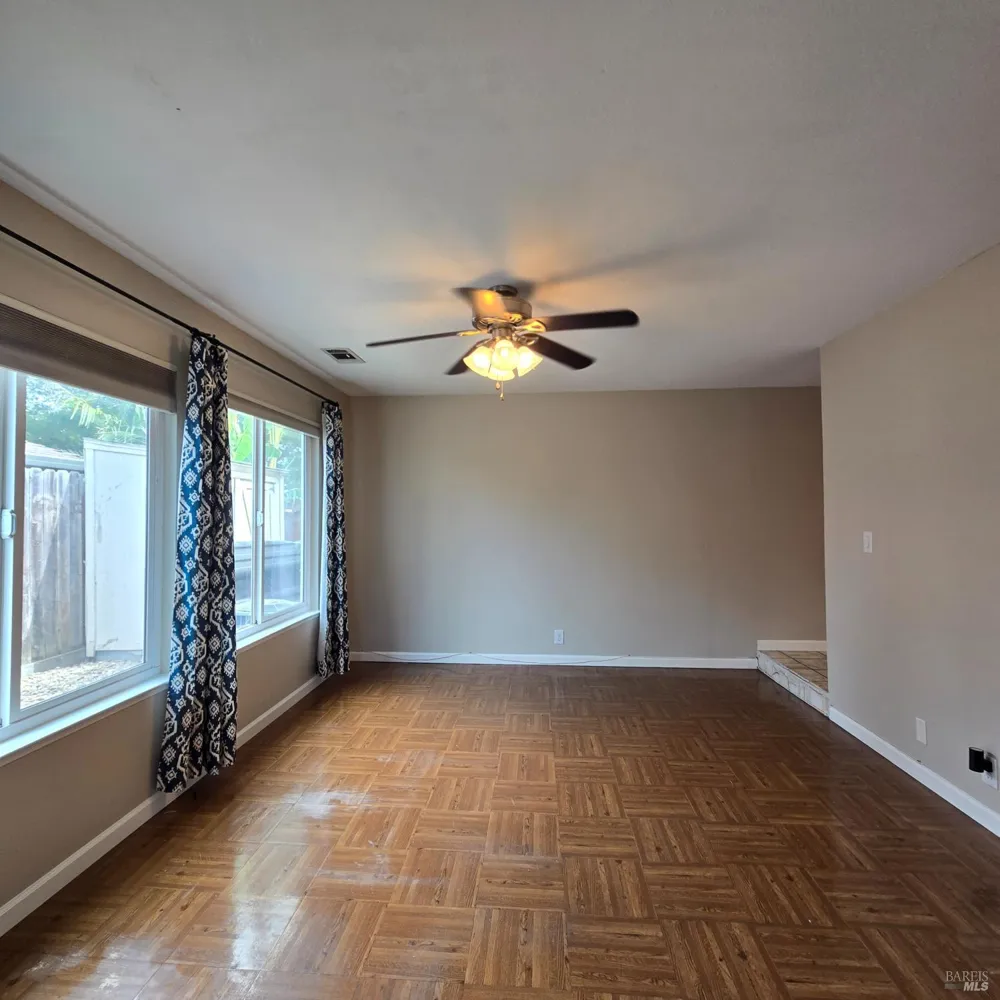 464 Hartwick Lane Fairfield, CA 94533
