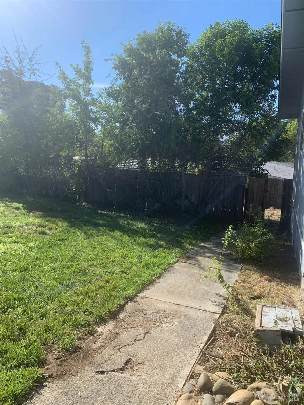 311 Hillcrest Drive Lakeport, CA 95453