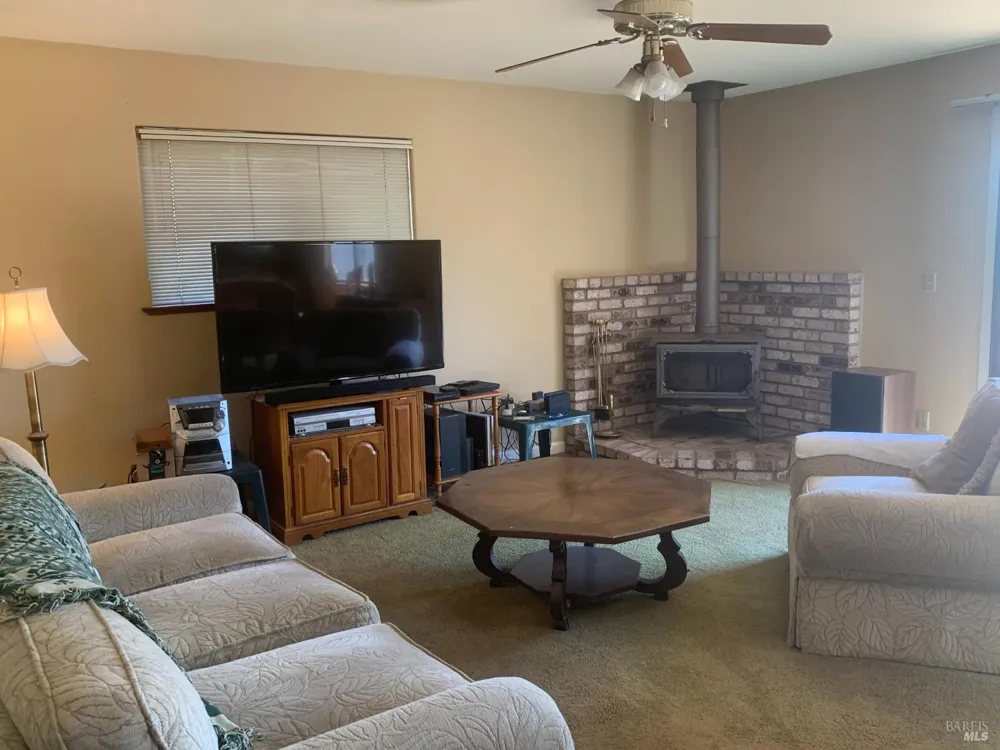 311 Hillcrest Drive Lakeport, CA 95453