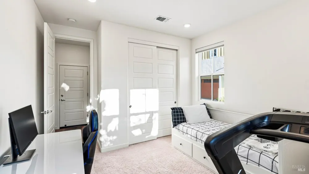 314 Caulfield Lane Petaluma, CA 94952