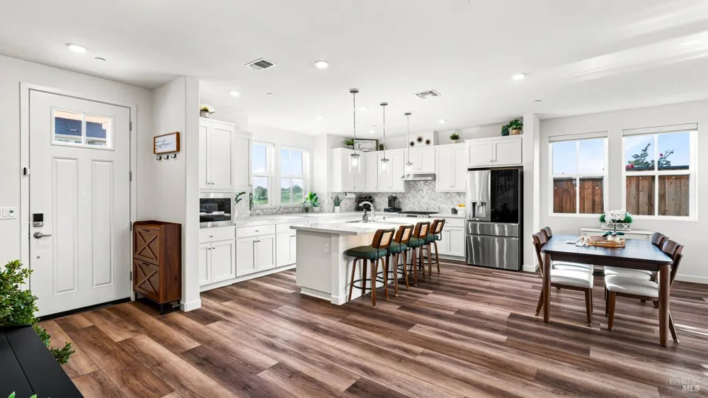 314 Caulfield Lane Petaluma, CA 94952