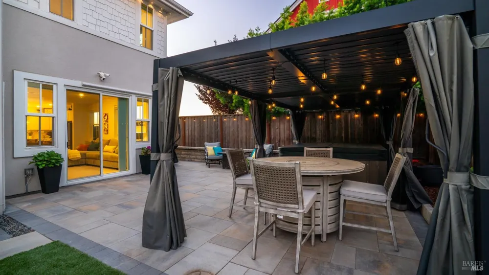 314 Caulfield Lane Petaluma, CA 94952