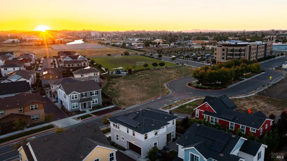 314 Caulfield Lane Petaluma, CA 94952