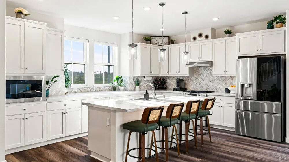 314 Caulfield Lane Petaluma, CA 94952