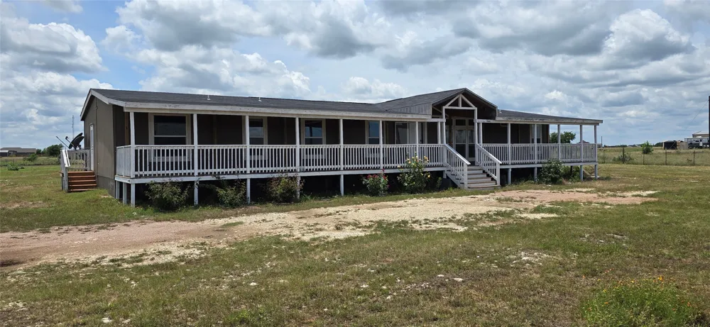 148 Sun View Road Bertram, TX 78605