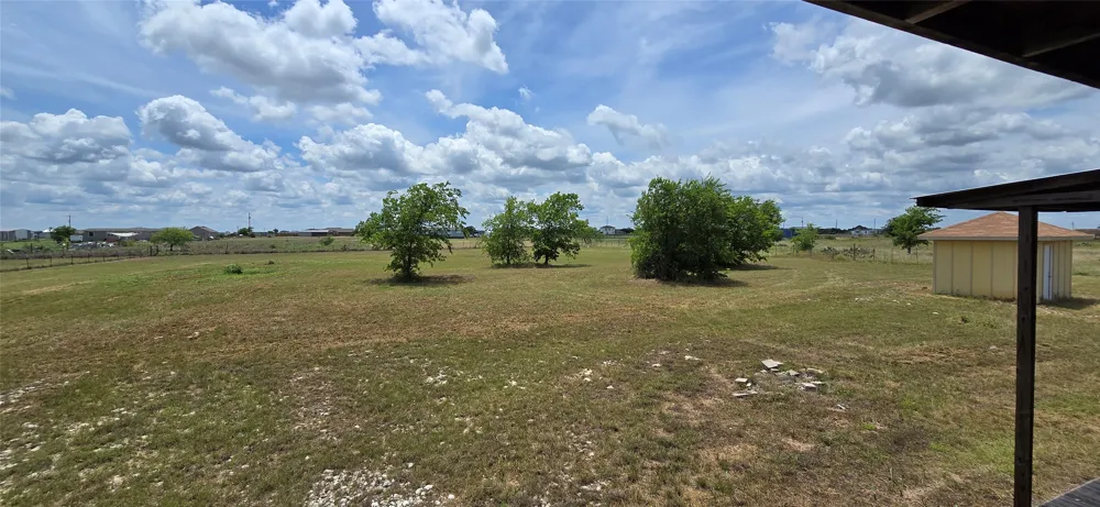 148 Sun View Road Bertram, TX 78605