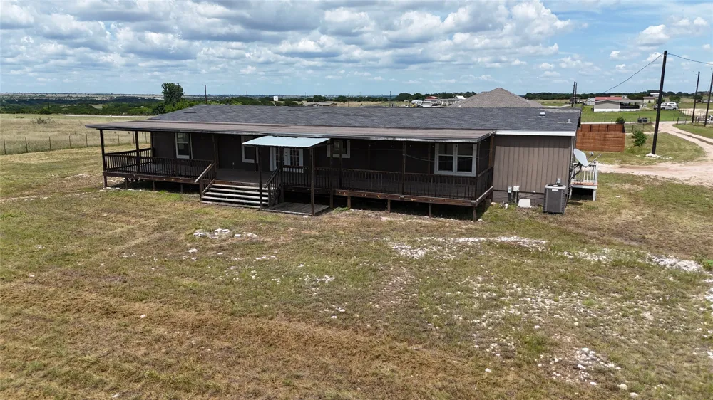 148 Sun View Road Bertram, TX 78605