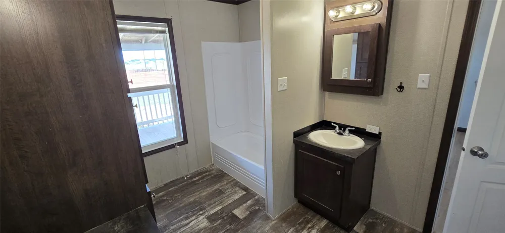 148 Sun View Road Bertram, TX 78605