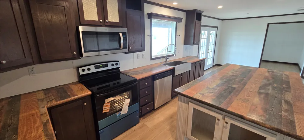 148 Sun View Road Bertram, TX 78605