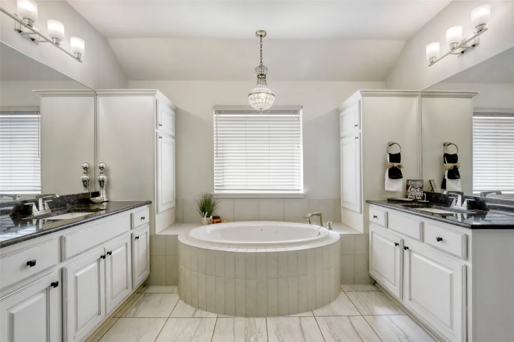3832 Raven Caw Pass Pflugerville, TX 78660