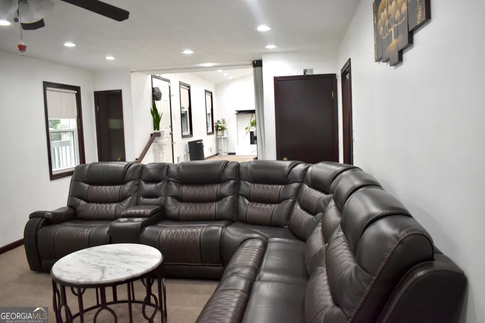 274 Russell Ridge DR Lawrenceville, GA 30043