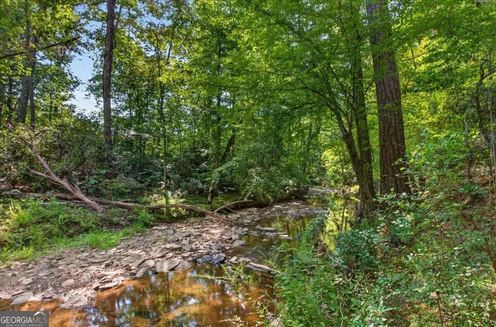 240 Collins PL Waleska, GA 30183