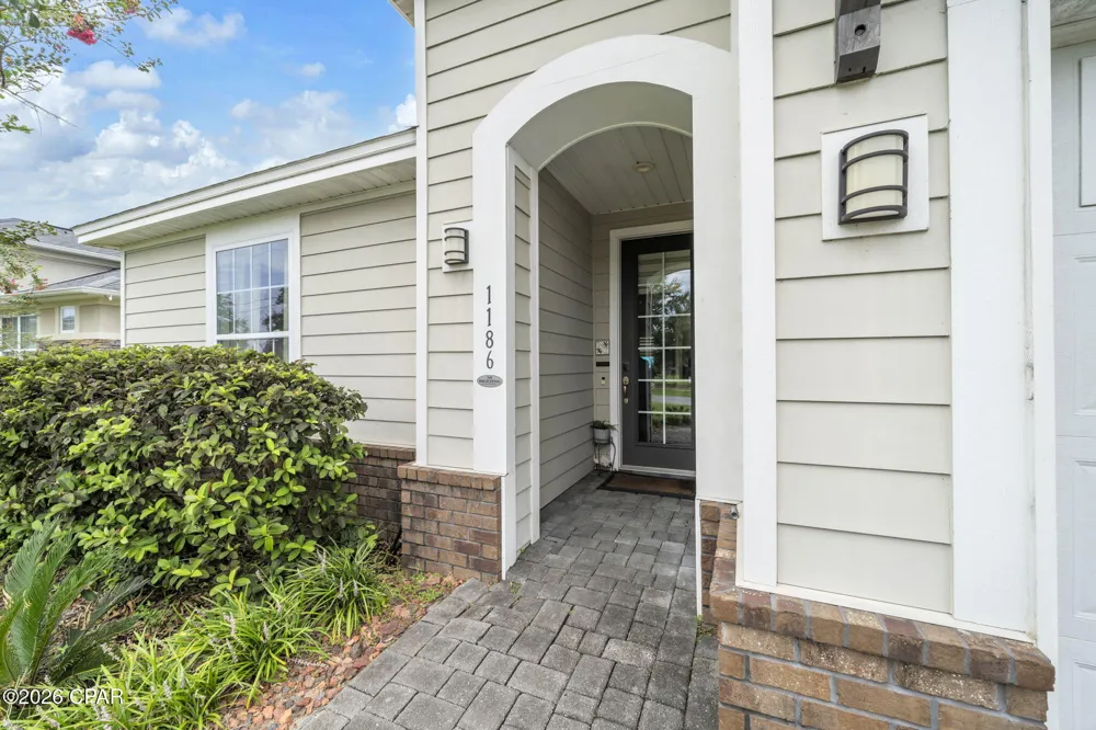 1186 Eisenhower Circle Lynn Haven, FL 32444