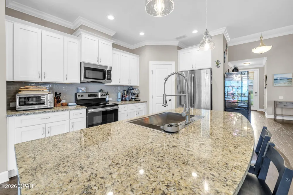 1186 Eisenhower Circle Lynn Haven, FL 32444
