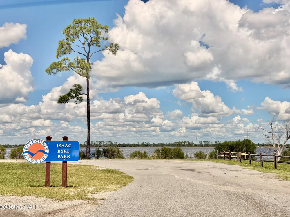 1186 Eisenhower Circle Lynn Haven, FL 32444