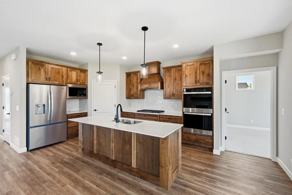 916 Kepler Avenue NE Hanover, MN 55341