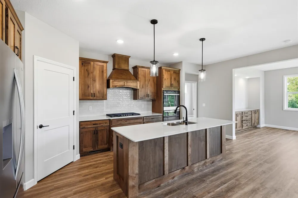 916 Kepler Avenue NE Hanover, MN 55341
