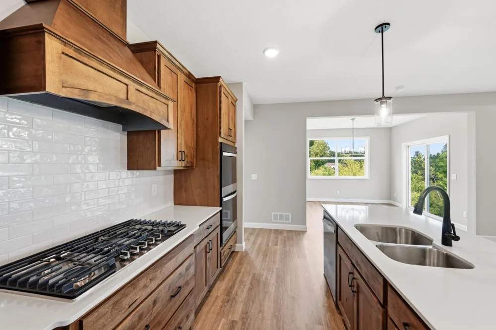 916 Kepler Avenue NE Hanover, MN 55341