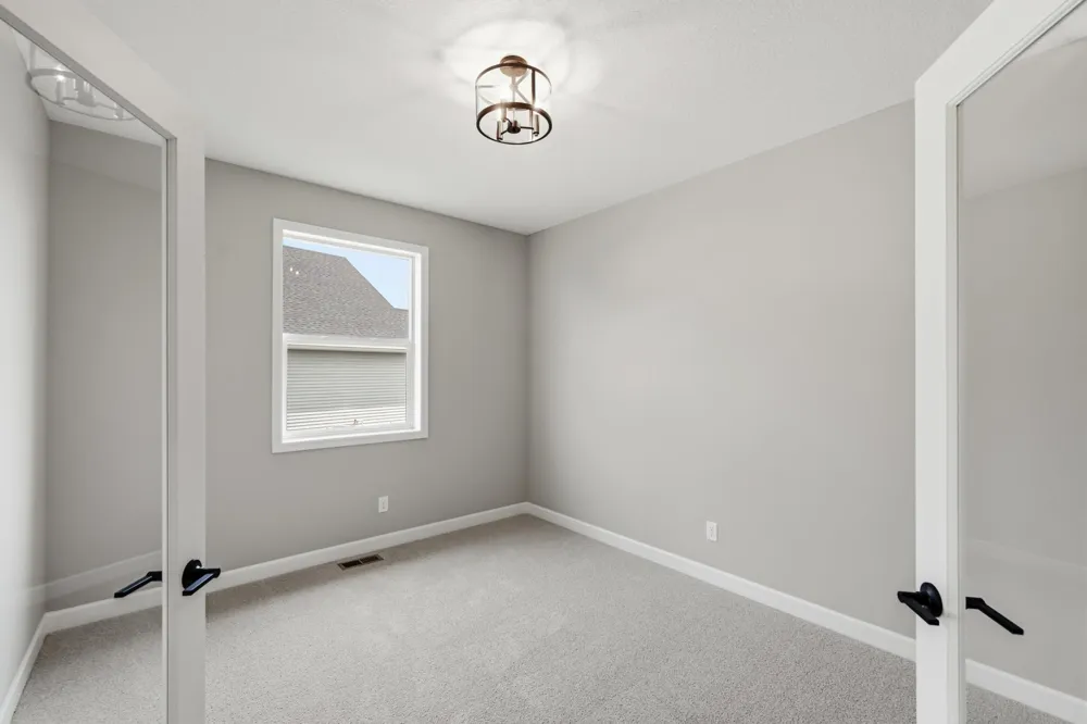 916 Kepler Avenue NE Hanover, MN 55341