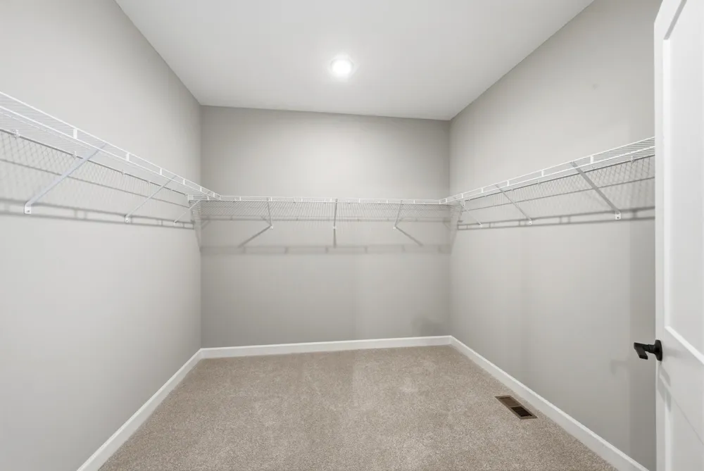 916 Kepler Avenue NE Hanover, MN 55341