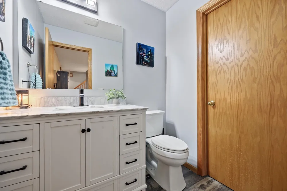 1654 Freedom Lane Waconia, MN 55387