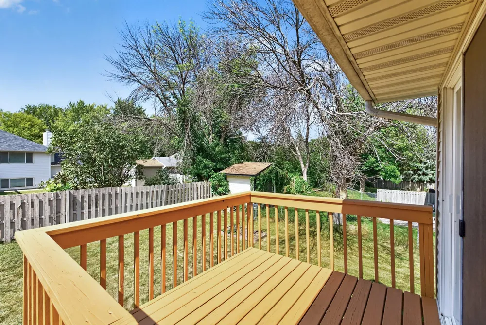 9143 Forestview Lane Maple Grove, MN 55369