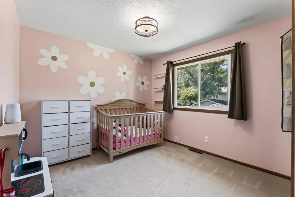 9143 Forestview Lane Maple Grove, MN 55369