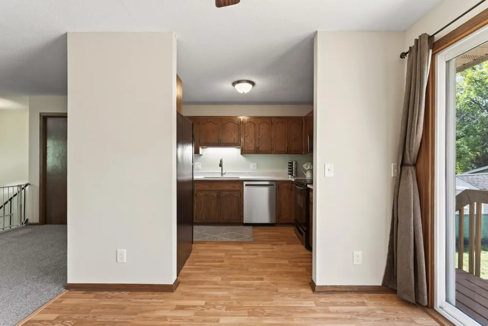9143 Forestview Lane Maple Grove, MN 55369